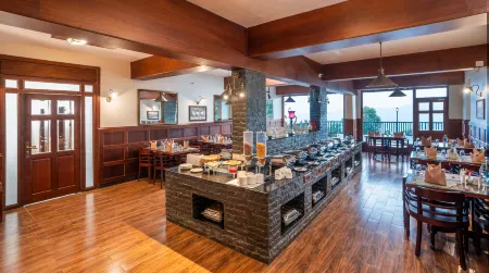 Fort Munnar Отели в г. Серайанелли