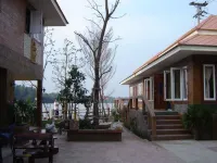 Baan Imoun Hotel Hotels in Mueang Samut Songkhram District