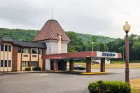 데이즈 인 바이 윈덤 베를린 하트퍼드 John Barry Elementary School 주변 호텔