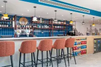 Hampton by Hilton Canterbury - Bar