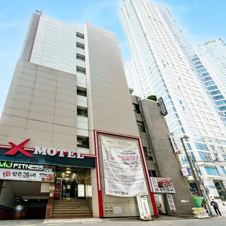 Busan Seomyeon X Отели рядом с достопримечательностью «Станция метро Seomyeon»