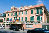 Rex Hotel Residence Hotels in 