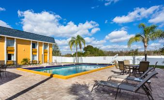 Quality Inn & Suites at Tropicana Field