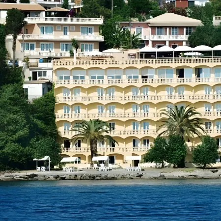 Pontikonisi Hotel & Suites