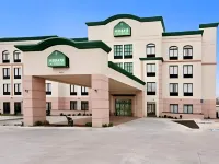 La Quinta Inn & Suites by Wyndham Tulsa Midtown