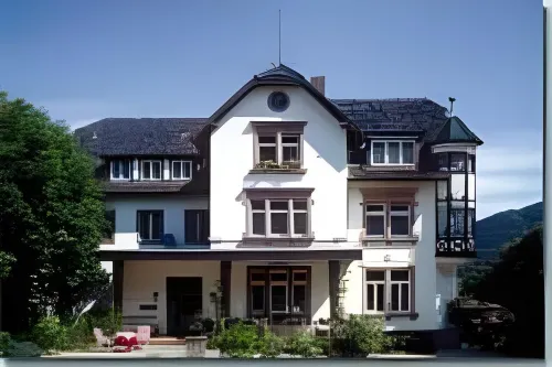 Hotel Markgräfler Hof Hotels in Badenweiler