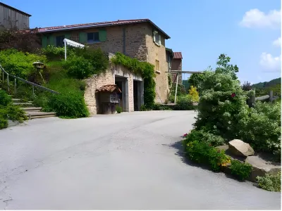 Auberge du Thiollet Hotel di Longessaigne