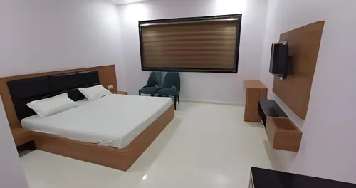 The Ritu's Resort Hotels in Aronj