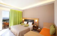 Pefkos Beach Studios & Apartments - parking