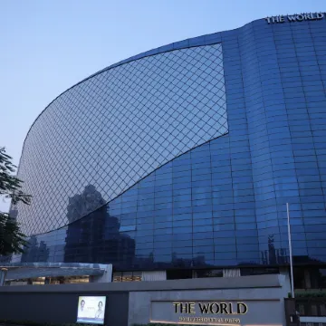 Regenta - the World Surat