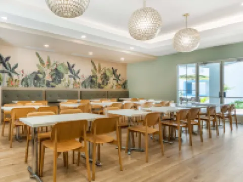 Best Western Plus Capitola by-The-Sea Inn  Suites Hotels in Santa Cruz County