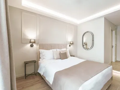 ASTIKON Xenofontos Suites