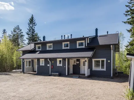 Toivola 1 Отели в г. Kajana