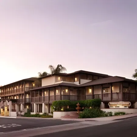 Fairfield Inn & Suites San Diego Old Town Отели рядом с достопримечательностью «Старый город»