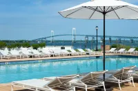 Newport Harbor Island Resort - Pools