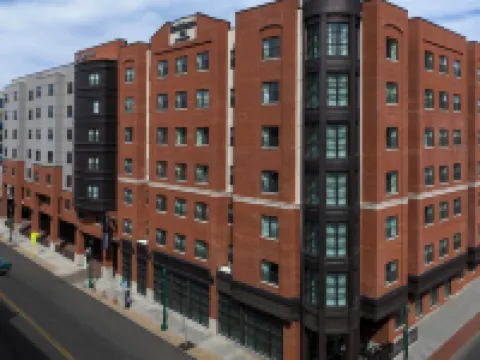 コートヤード シラキュース ダウンタウン アット アーモリー スクエア シラキュースのホテル