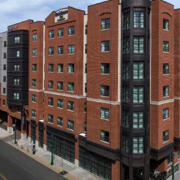 Courtyard Syracuse Downtown at Armory Square