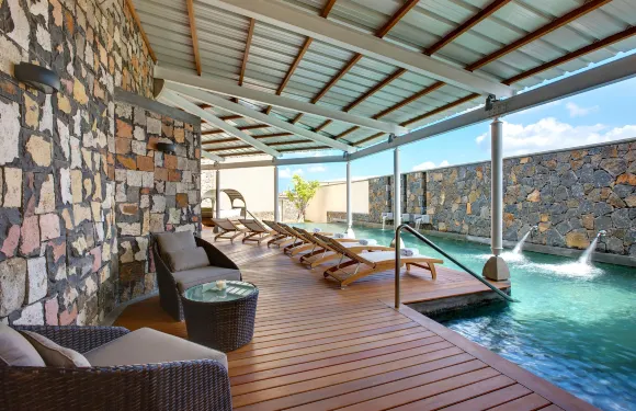 拉布爾多奈海濱酒店