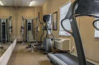 MainStay Suites Winnipeg - Airport Shuttle