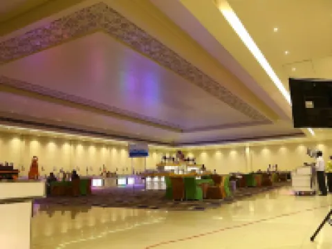 Hotel Solitaire Grand Hotels in Sirsa