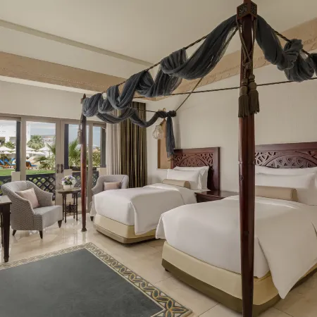 Sharq Village & Spa, a Ritz-Carlton Hotel