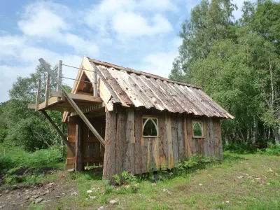 Caledonian Cabin