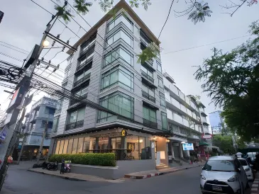 Aspira G Sukhumvit 33