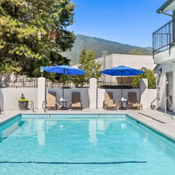 Best Western Inn at the Rogue