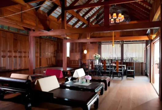 Baan Waree