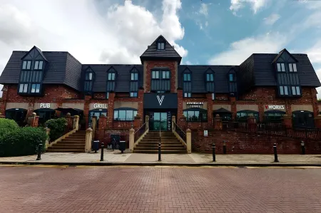 Village Hotel Wirral Отели в г. район Виррал