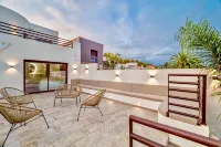 Villa N15 en Plein cœur de la Marina, Proche de Rosas, Costa Brava - parking