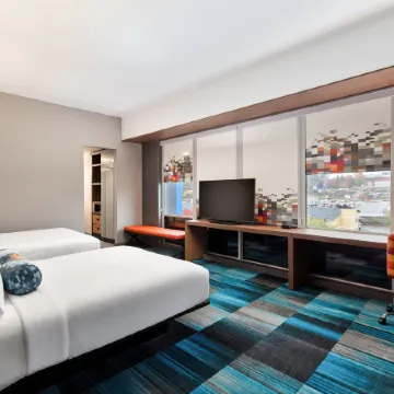 Aloft Seattle Sea-Tac Airport