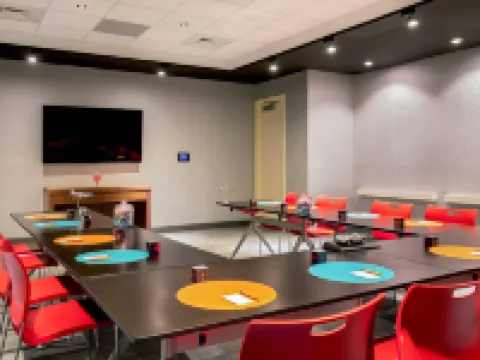 Aloft Alpharetta Hotels in Alpharetta