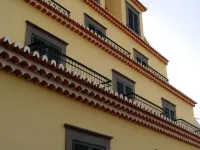 Apartamentos Turisticos Atlantida Hotel dekat St John the Baptist of Pico Fort
