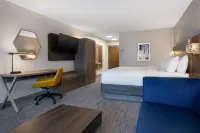 Holiday Inn Express & Suites Oscoda Hôtels à : Greenbush Township