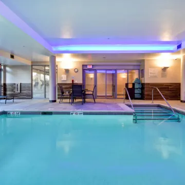 Fairfield Inn & Suites Plymouth Отели рядом с достопримечательностью «Plymouth Mayflower»