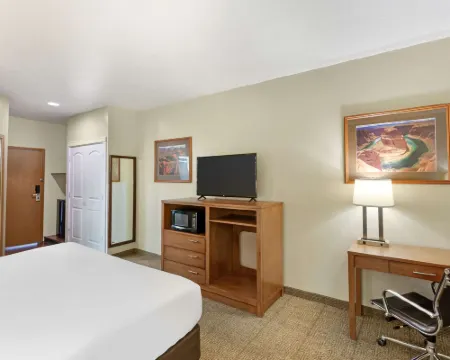 คอมฟอร์ตอินน์ ริชฟิลด์ ไอ-70 โรงแรมในริชฟิลด์