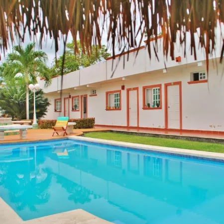 Hotel Lagoon - Pet Friendly