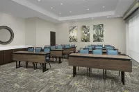 Hampton Inn & Suites Charlotte Airport Lake Pointe
