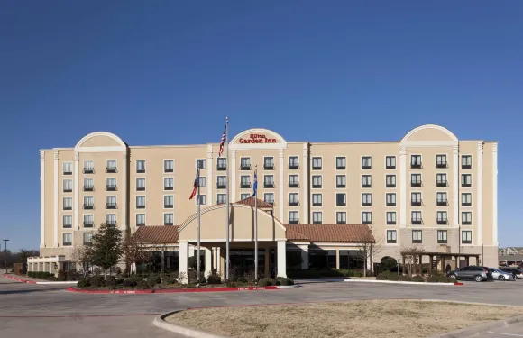 達拉斯李維斯維爾希爾頓花園酒店