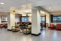 แฮมป์ตันอินน์ ฮูมา - พร้อมอาหารเช้า