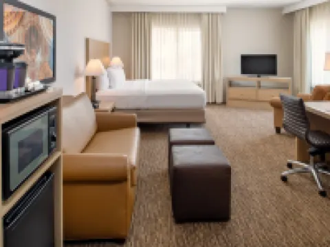 DoubleTree by Hilton Olympia Hotels in Olympia