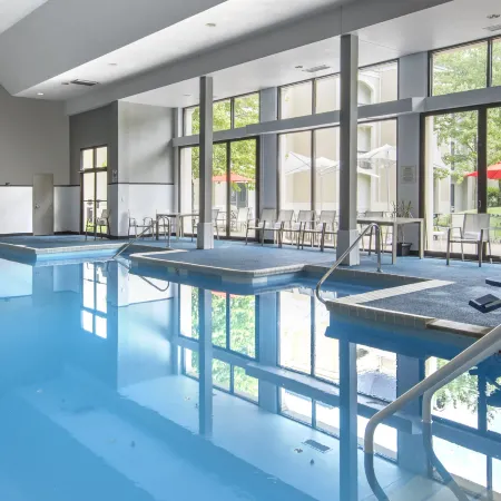 DoubleTree by Hilton Hotel Chicago Wood Dale - Elk Grove