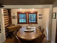 Hickory Creek Haven-Creekside Log Cabin-Allegheny National Forest Pet Friendly! Hotels in Forest County
