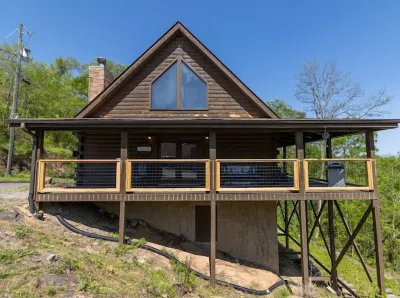 Enjoy Mountain View’s while being close to town. 100% 5 star reviews. 트로터 블러프 TVA 스몰 와일드 에어리어 주변 호텔