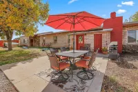 So much Fun! Spacious Home with Amenities Galore! Pool Table, Hot-Tub, Poker