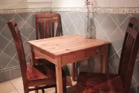 l'Olivera ~ Centennial house Hotels in L'Hospitalet de Llobregat