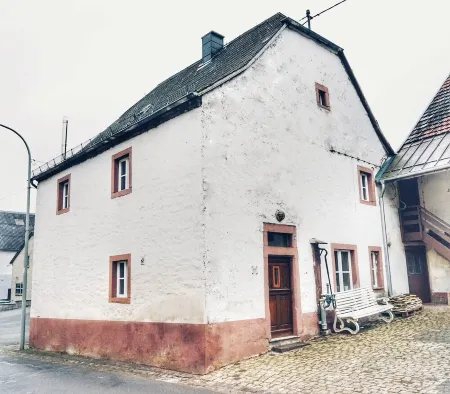 Artfully furnished vacation home with wellness area Отели в г. Штеффельн