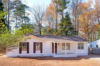 Newly Renovated Private Retreat in North Raleigh! Hotels near Audio Advice