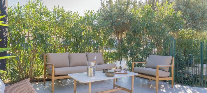 Villa Rénovée Avec Piscine et Amarrage, Dans Domaine Sécurité, Avec Plage à 5 mn Hotels in Grimaud